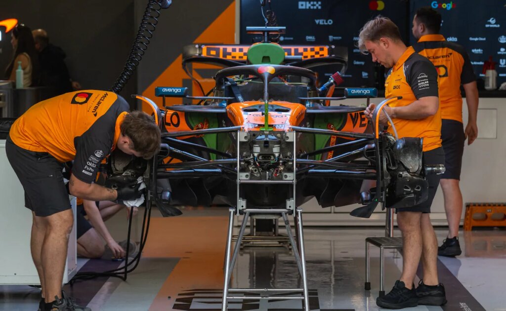 Oscar Piastri Edges Lando Norris As McLaren Dominate Qatar Grand Prix Practice