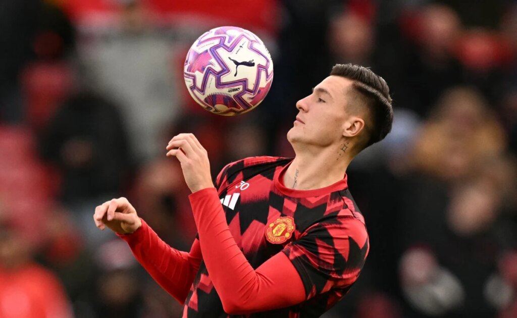 Manchester United Forward Benjamin Sesko Out ‘For A Few Weeks’