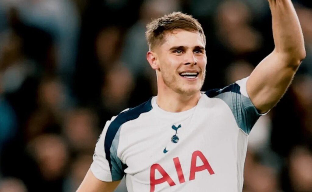 Micky Van De Ven Back In Favour As Stunning Strike Fuels Tottenham Hotspur Rout
